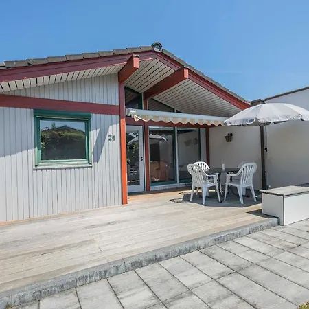 Ferienwohnpark Satteldachhaus Typ 9 Sd 21 *